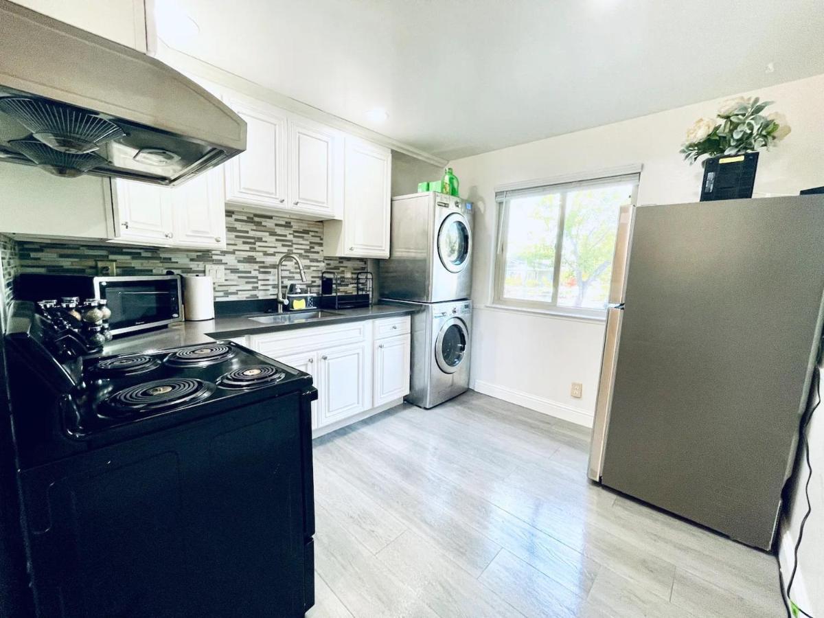 2Br Apt With Brand New Super Quite Ac, Washer, Dryer, Free Ev Station, Free Parking In Cupertino 서니베일 외부 사진
