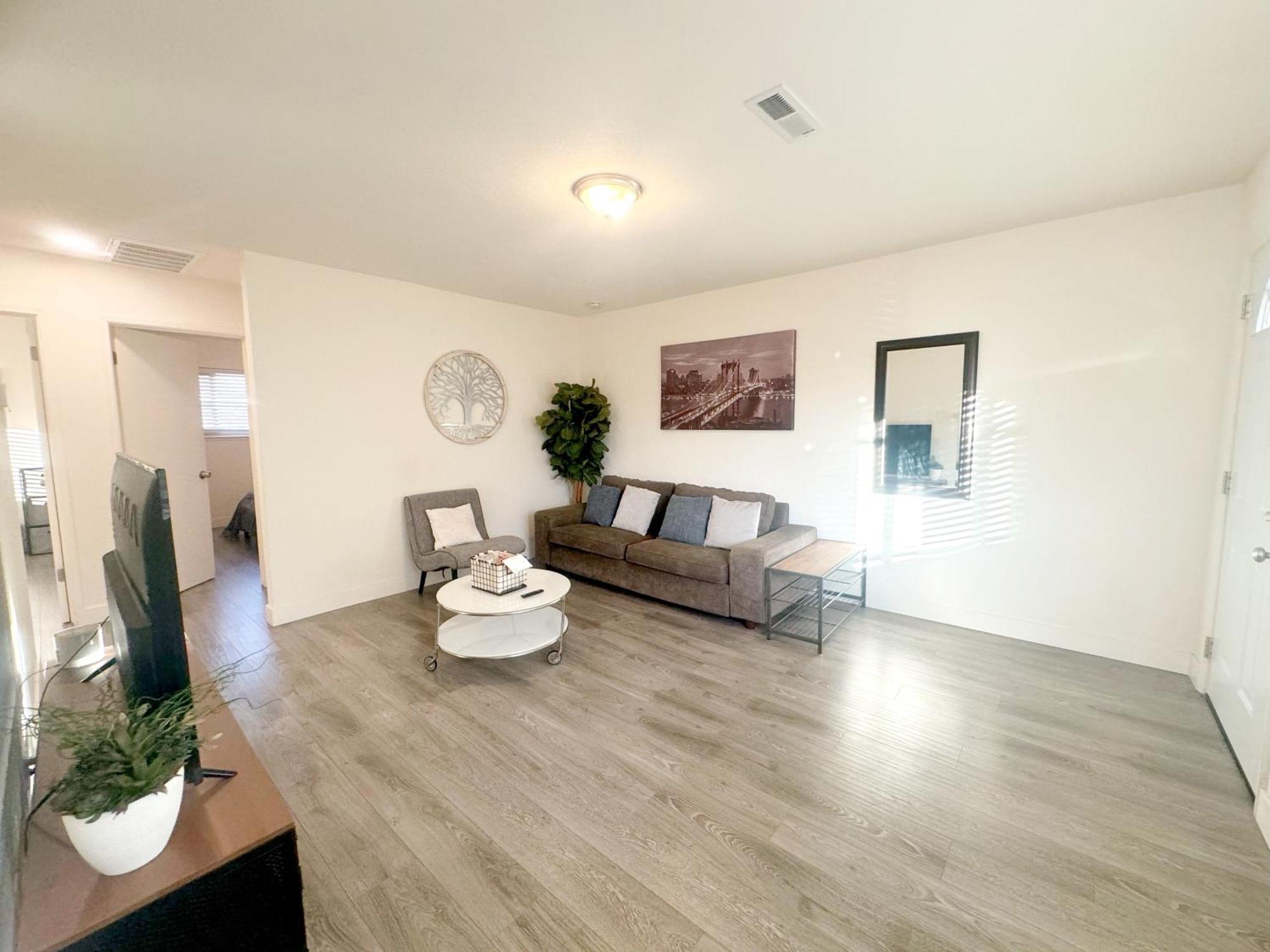 2Br Apt With Brand New Super Quite Ac, Washer, Dryer, Free Ev Station, Free Parking In Cupertino 서니베일 외부 사진
