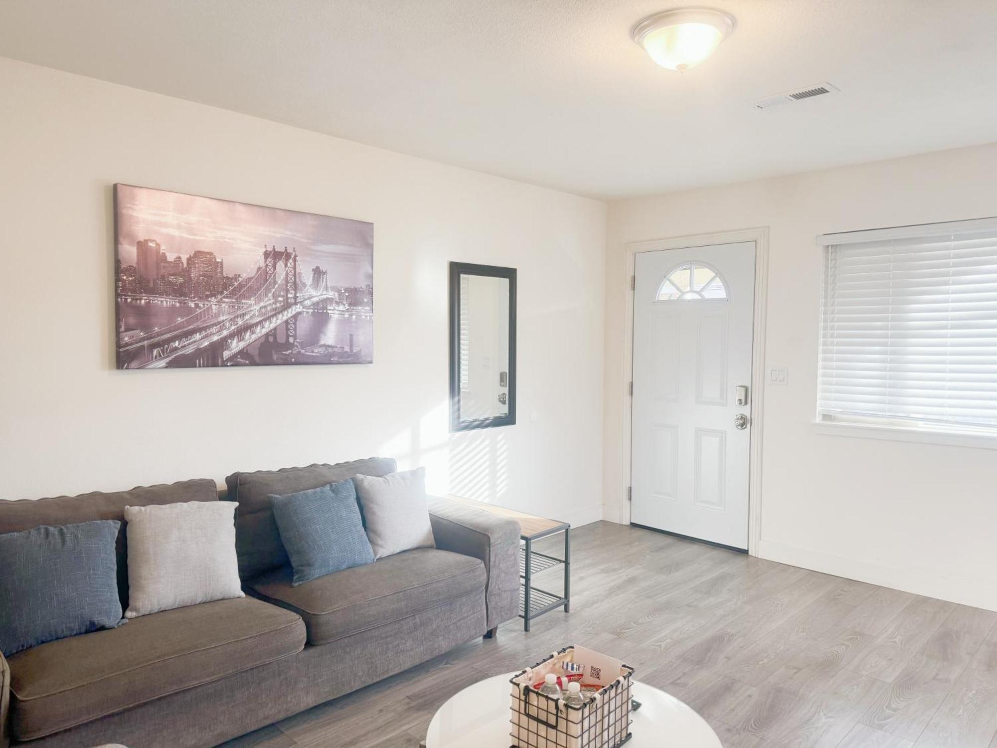 2Br Apt With Brand New Super Quite Ac, Washer, Dryer, Free Ev Station, Free Parking In Cupertino 서니베일 외부 사진