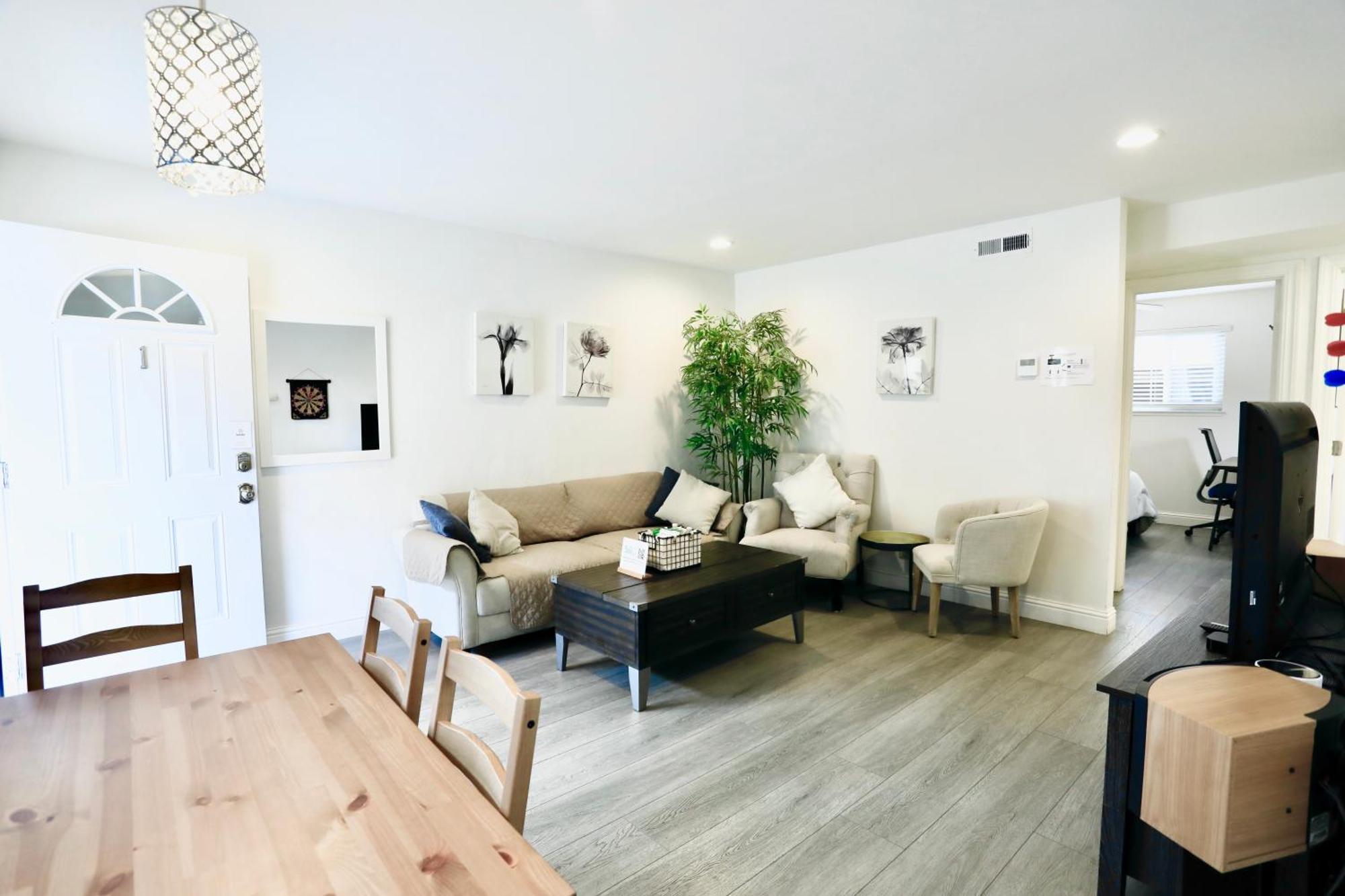 2Br Apt With Brand New Super Quite Ac, Washer, Dryer, Free Ev Station, Free Parking In Cupertino 서니베일 외부 사진