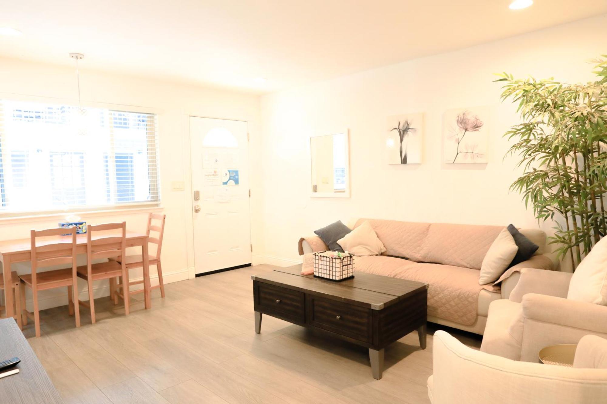 2Br Apt With Brand New Super Quite Ac, Washer, Dryer, Free Ev Station, Free Parking In Cupertino 서니베일 외부 사진