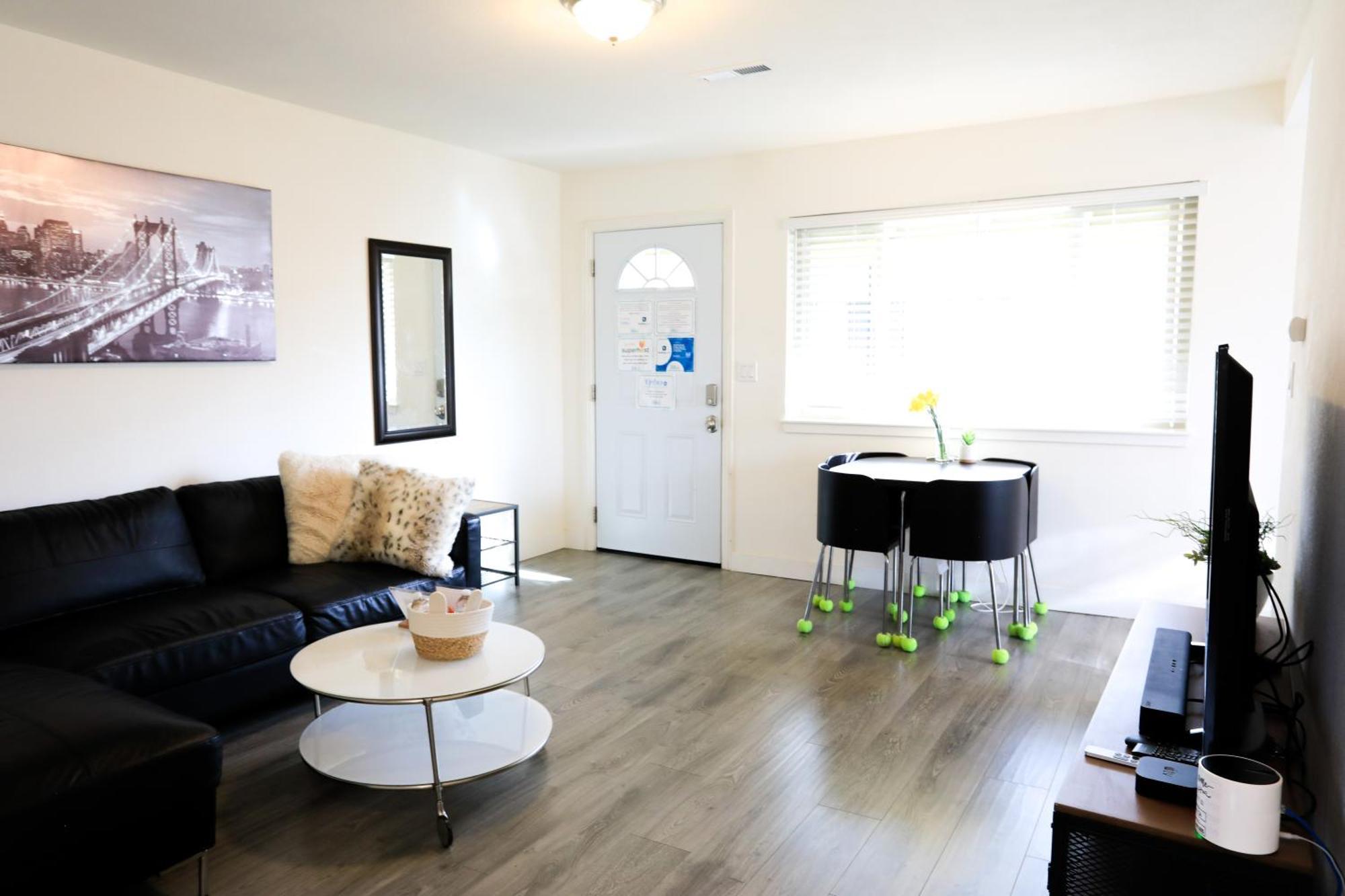 2Br Apt With Brand New Super Quite Ac, Washer, Dryer, Free Ev Station, Free Parking In Cupertino 서니베일 외부 사진