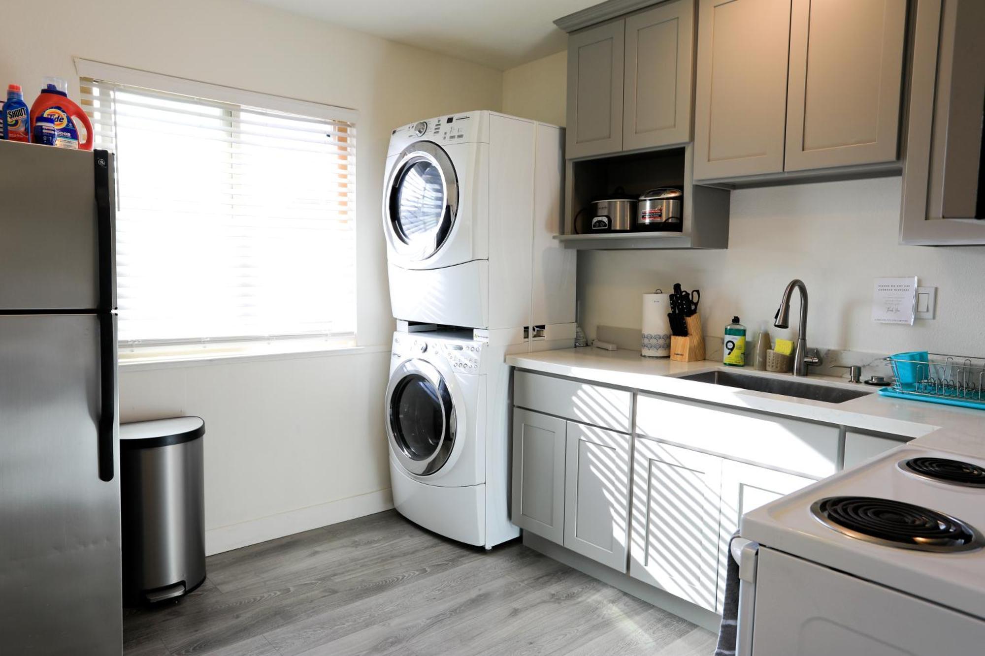 2Br Apt With Brand New Super Quite Ac, Washer, Dryer, Free Ev Station, Free Parking In Cupertino 서니베일 외부 사진